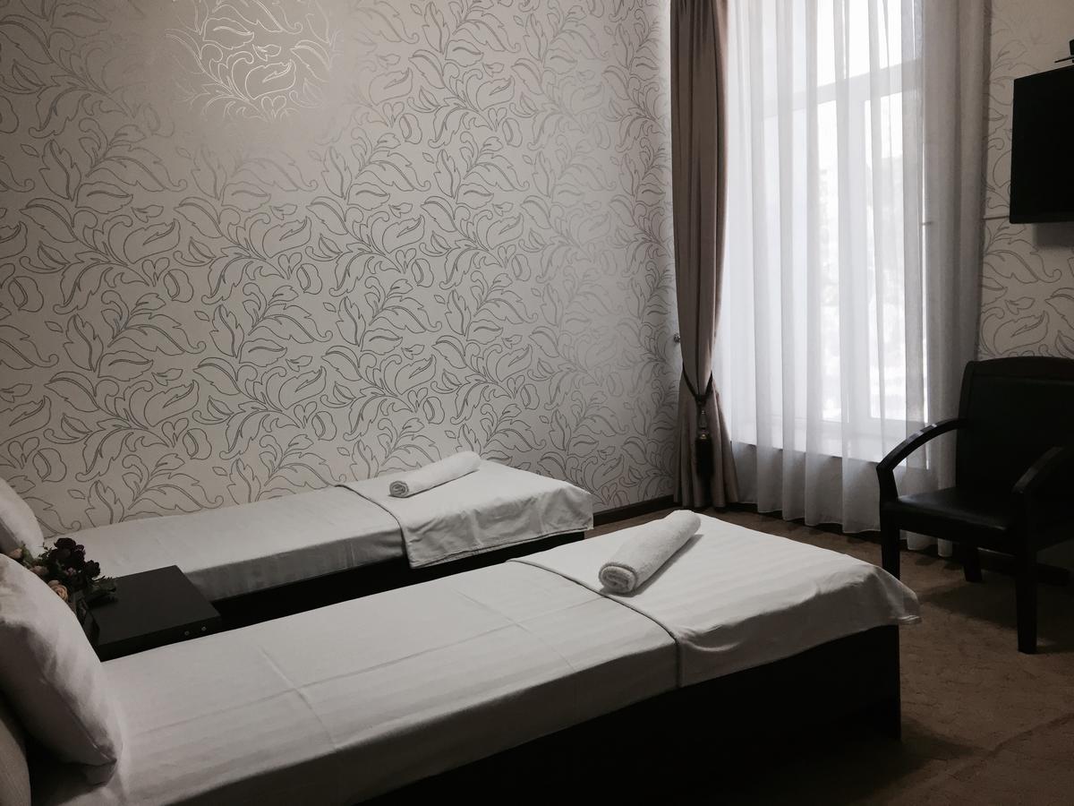 Hotel Avenue Bisjkek Eksteriør billede